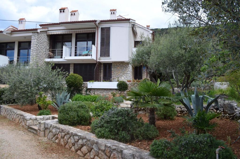 Apartments Palma & Pino Cres Exterior foto